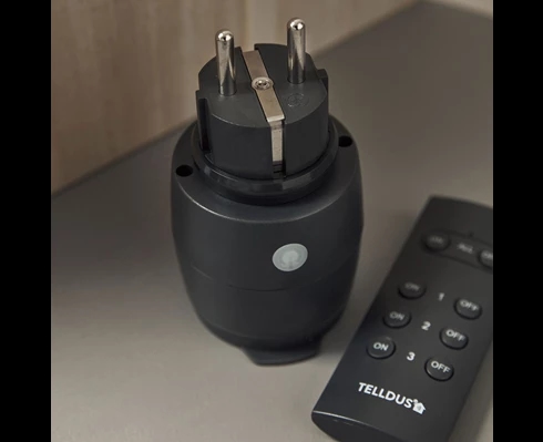 Telldus Smart utomhusuttag med fjärrkontroll